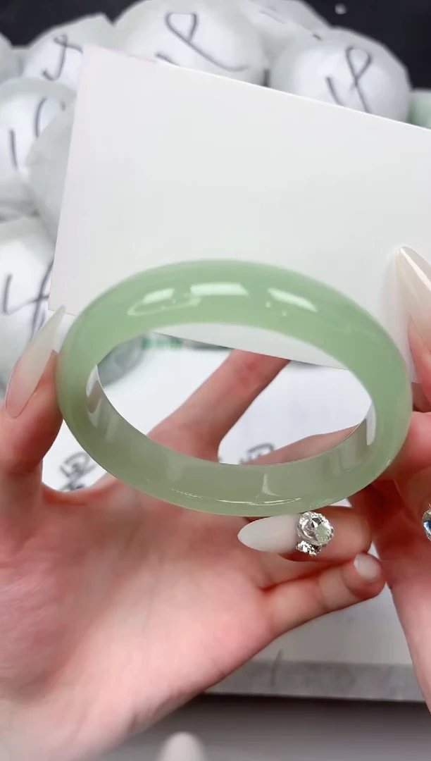 未镶嵌手镯石英质玉116-60.2