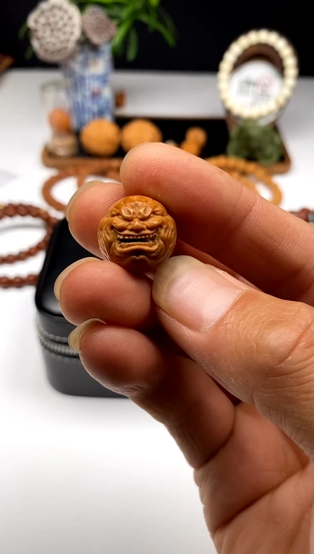 猴头核桃手串雨墨臻至恶僧B  39.9