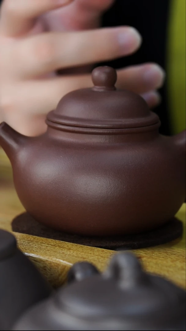 工堂直营精工半手紫砂壶