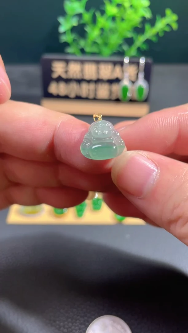 【闪购商品】翡翠颈饰18K金镶嵌翡翠