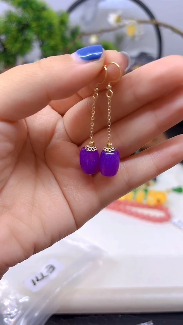 14K金镶嵌苏纪石（舒俱来）耳坠E771