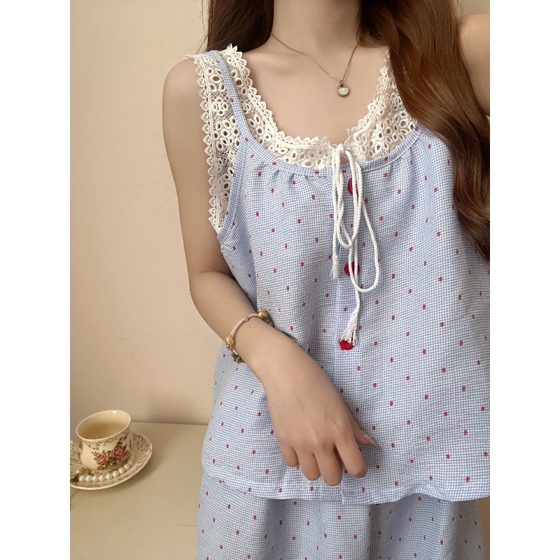 蕾丝拼接吊带少女甜美睡衣女夏季新款波点背心短裤家居服大码套装