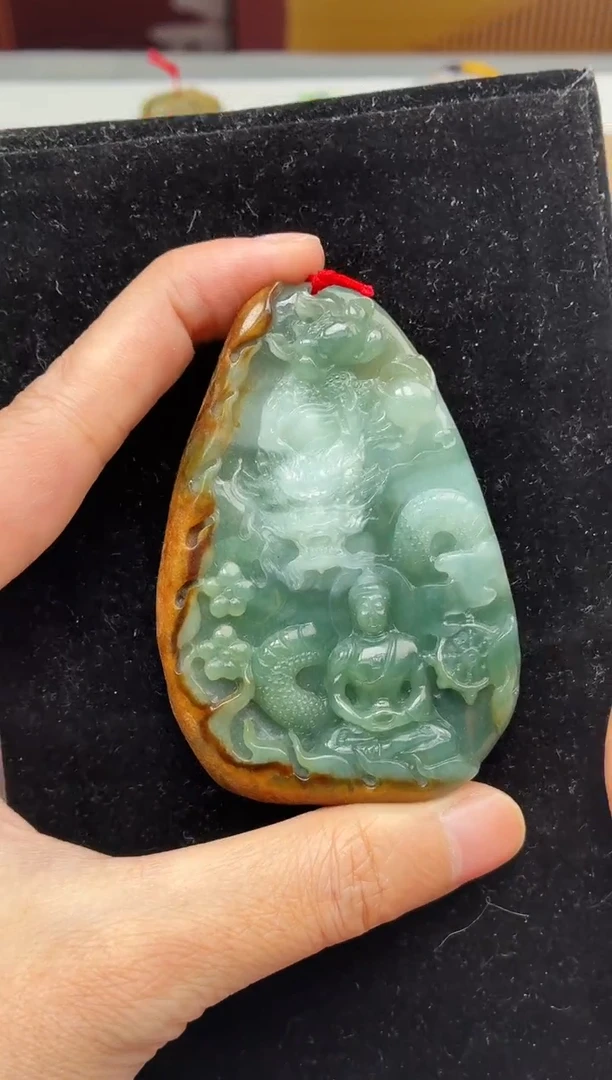 颈饰未镶嵌翡翠牌子