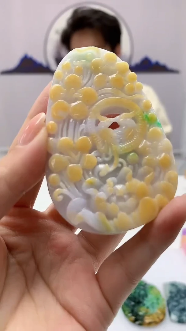 【闪购商品】定制翡翠未镶嵌1502ms-毛货挂件171