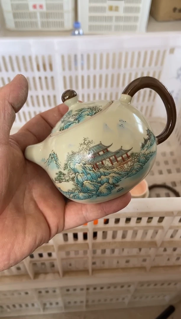无运费险有瑕疵的摄影的产品有使用过的痕迹有点脏介意勿拍