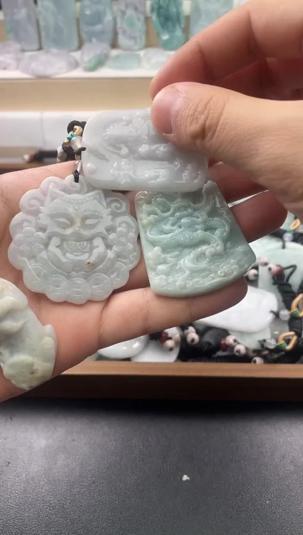 颈饰未镶嵌翡翠25/11/8/.215