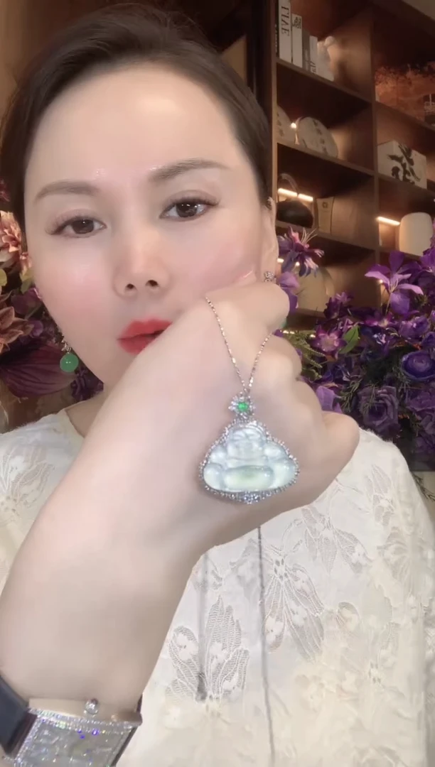 吊坠(不含链)18K金镶嵌翡翠C28