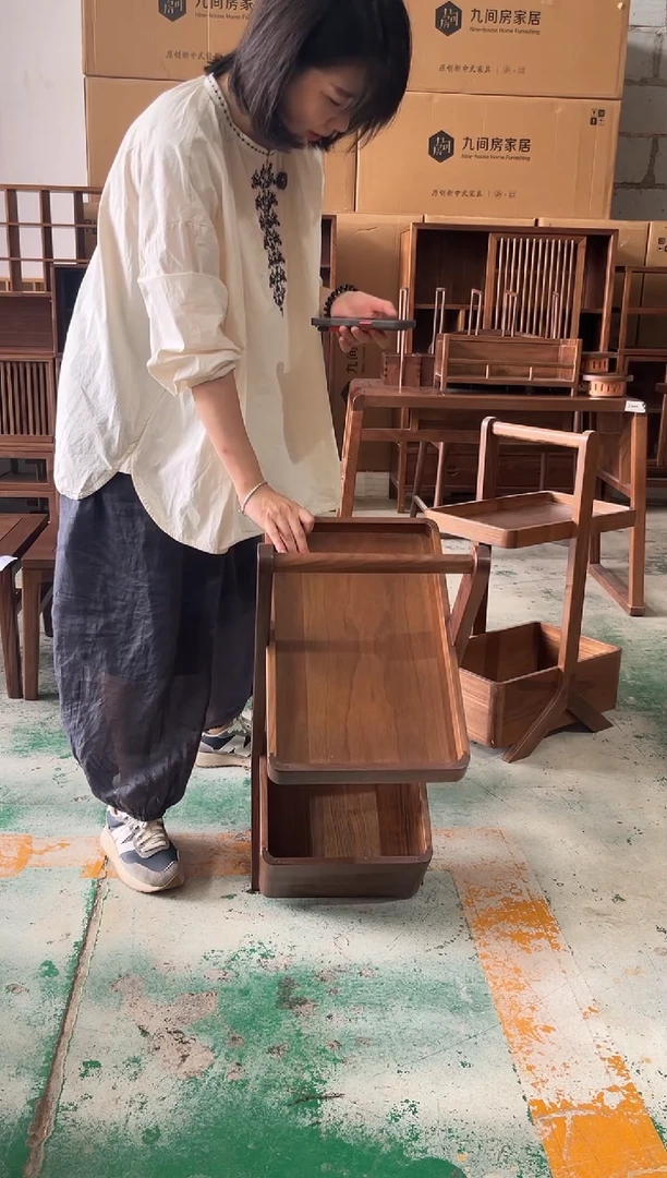 木（非红木类）提盒边几1号