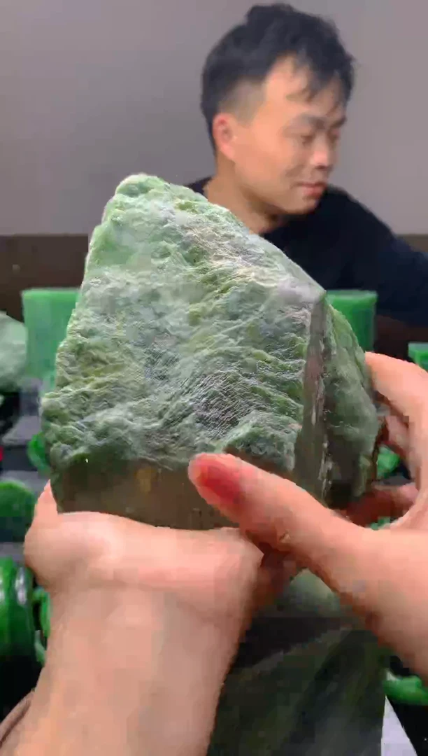未镶嵌和田玉（碧玉）珠宝半成品1