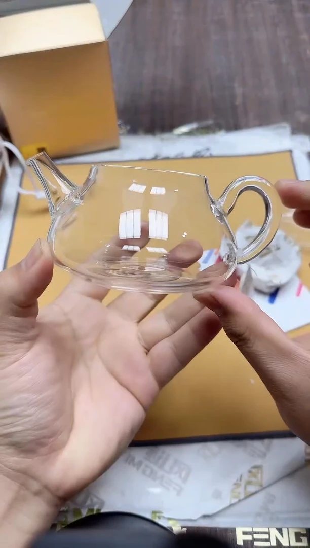 【闪购商品】其他风谜花语喜乐壶透明