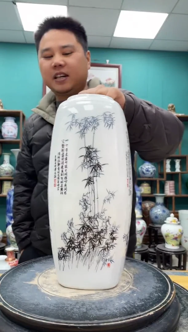 摆件四方瓶陶瓷摆件