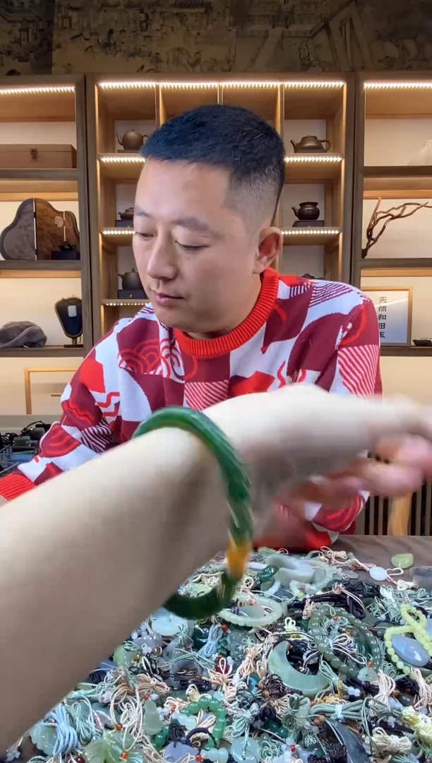颈饰未镶嵌和田玉和田玉手串