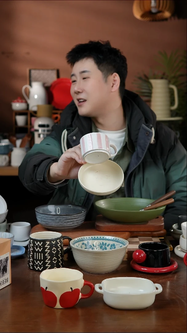 瓷片小粉杯+小酱碟  微瑕 凑满20发货