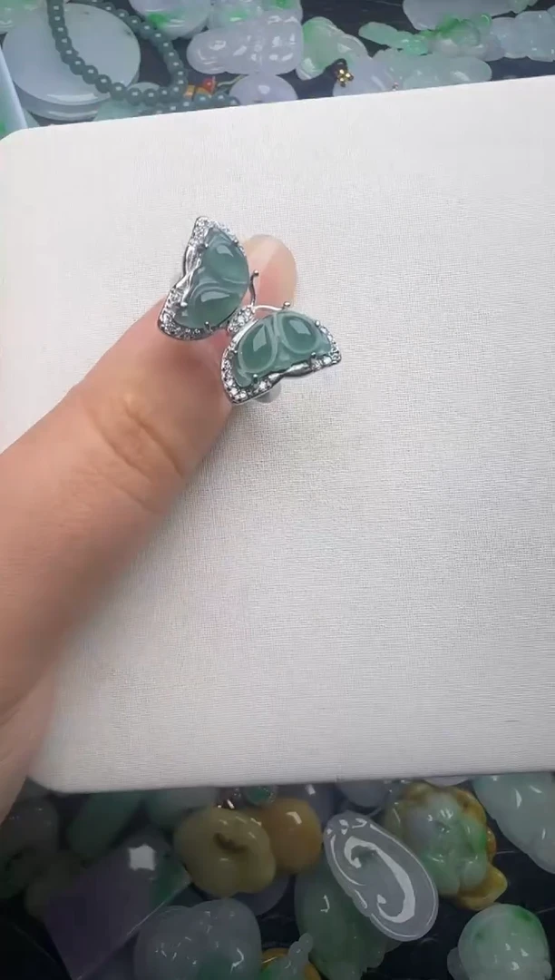 翡翠未镶嵌颈饰天然缅甸翡翠吊坠