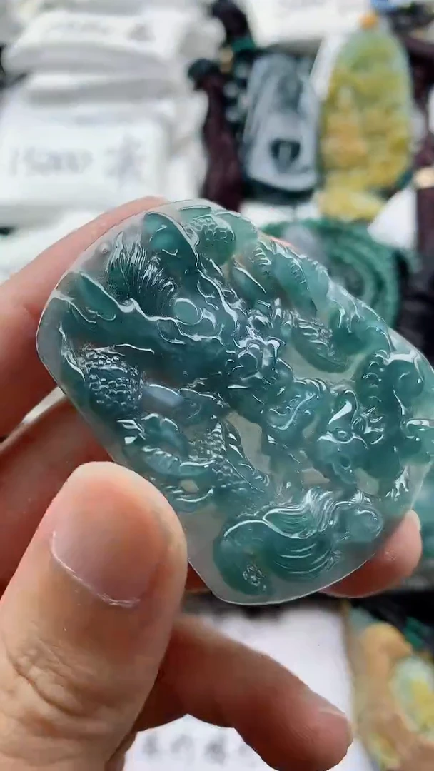 颈饰未镶嵌翡翠3