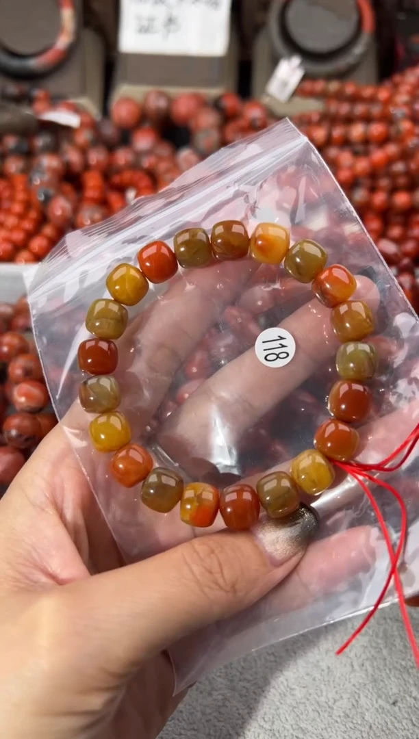 未镶嵌手串南红玛瑙10+