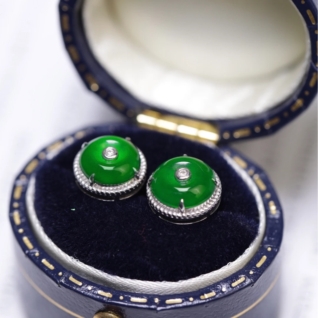 18k真金真钻耳饰辣绿高冰种水怀古耳钉天然A货翡翠