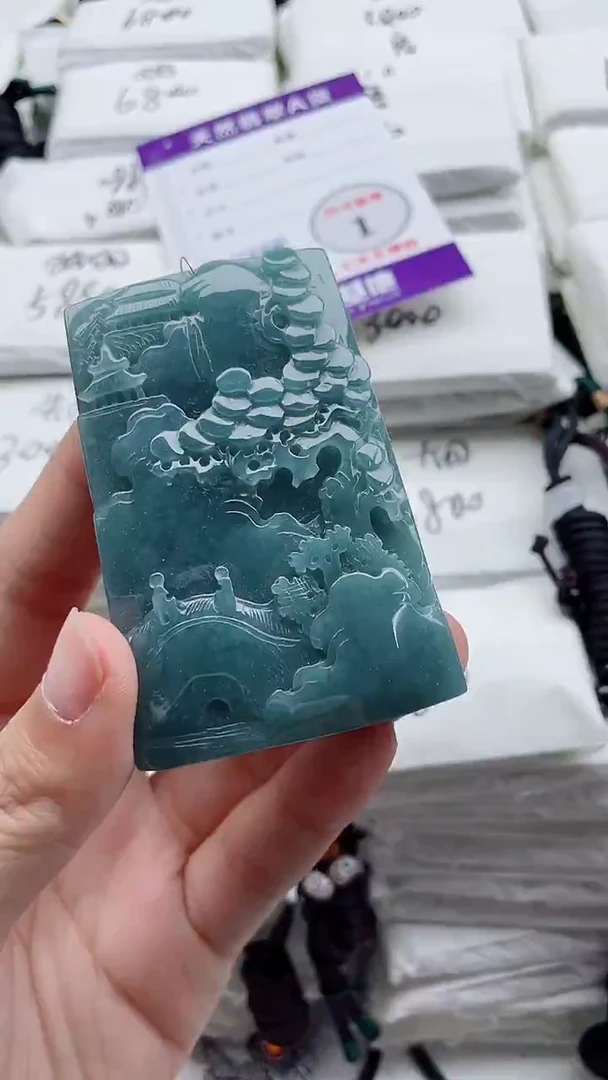 颈饰未镶嵌翡翠8