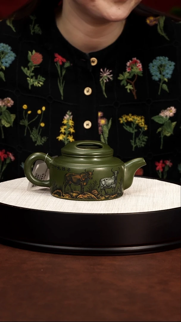 茶壶紫砂牛盖莲子绿泥 曹营营