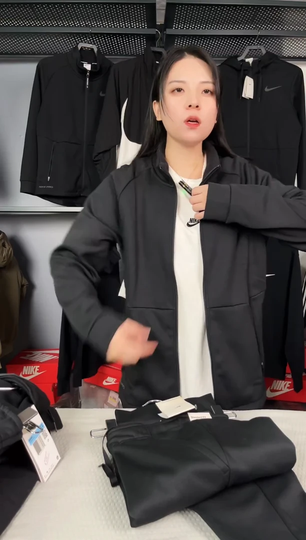 5941Pro外套 XL码160-180斤