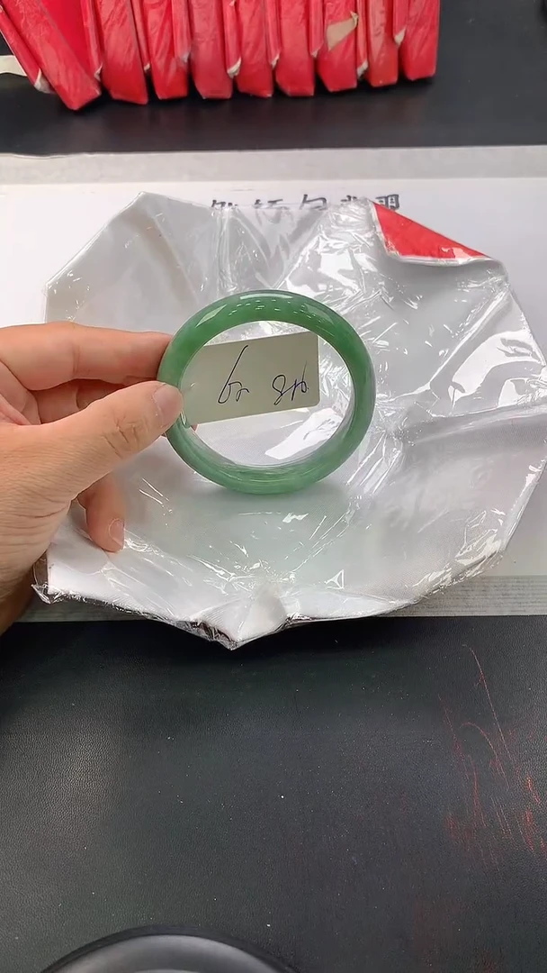 翡翠手镯未镶嵌271