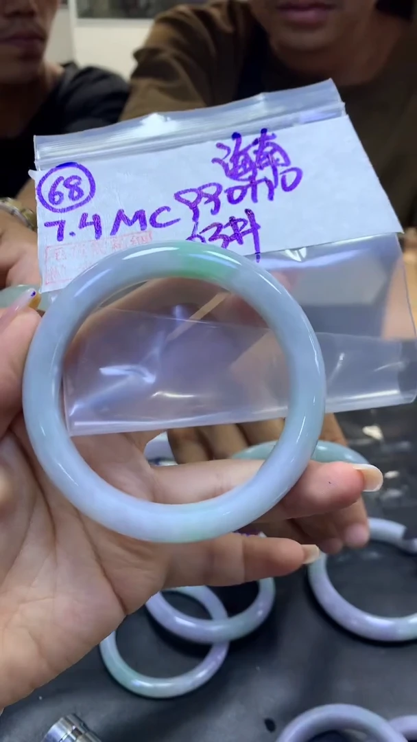 定制翡翠未镶嵌海****司68手镯63+990元+拍一发一