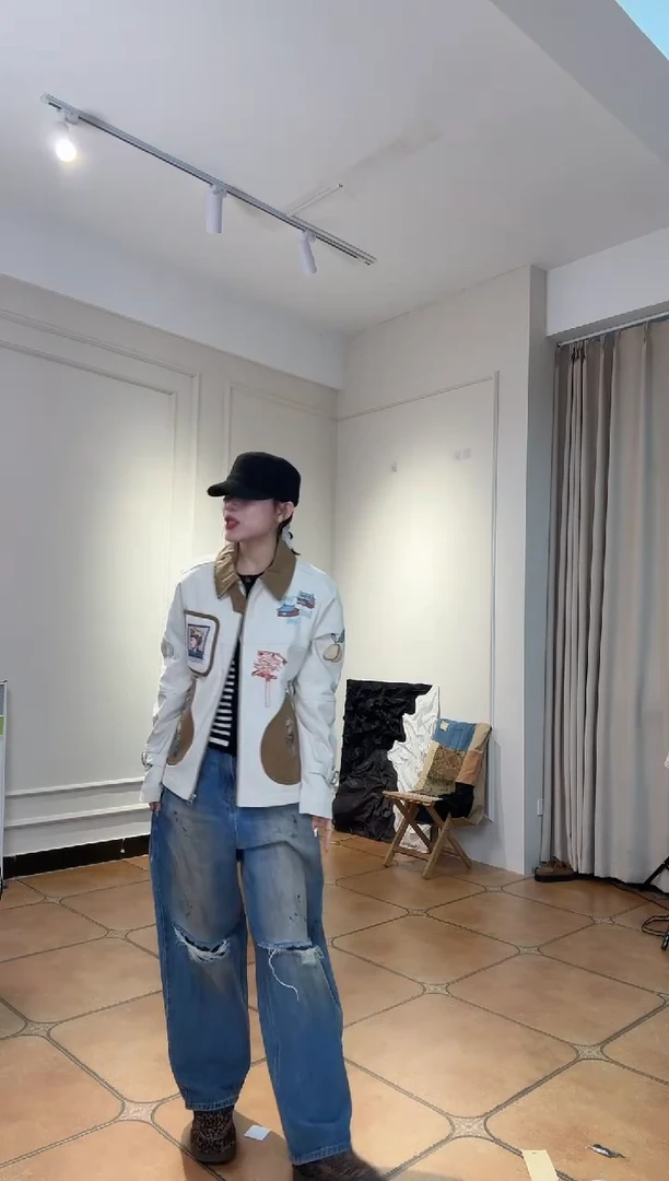 小*音设计师品牌粉色外套xs码