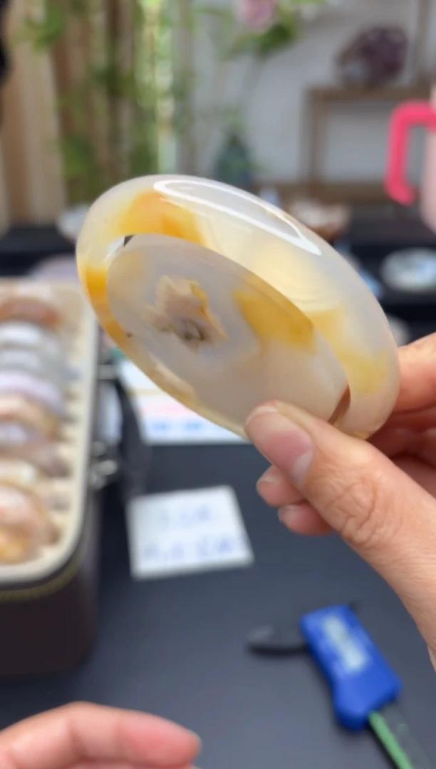 【闪购商品】石英质玉手镯未镶嵌C589(55圈赠送镯心)