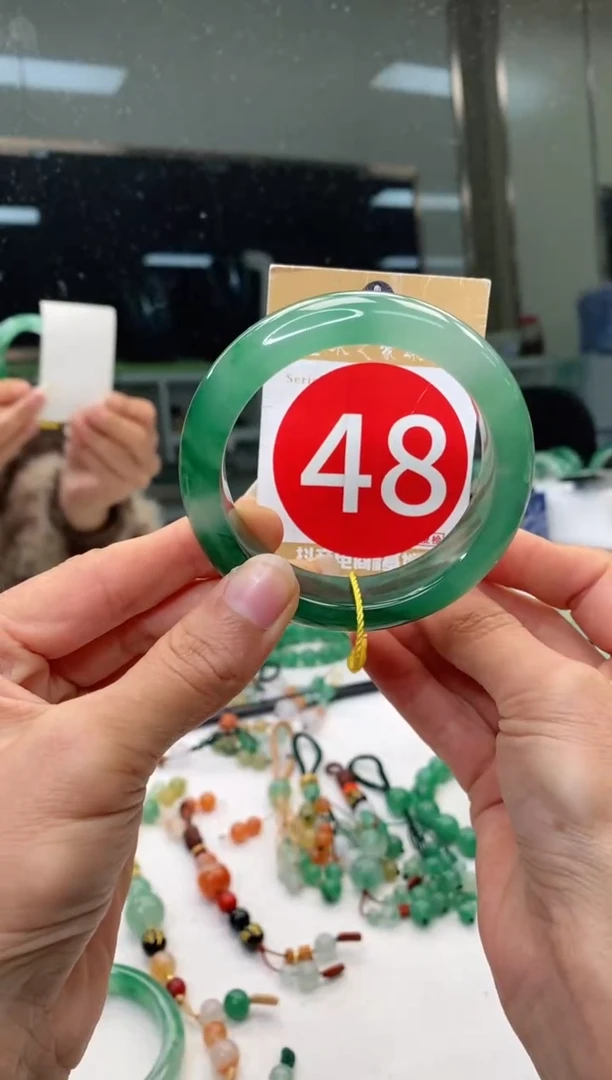 未镶嵌手镯石英质玉54+48