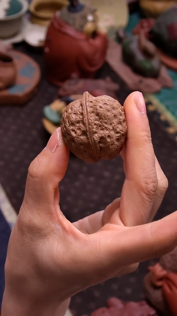 王登龙百果《核桃》