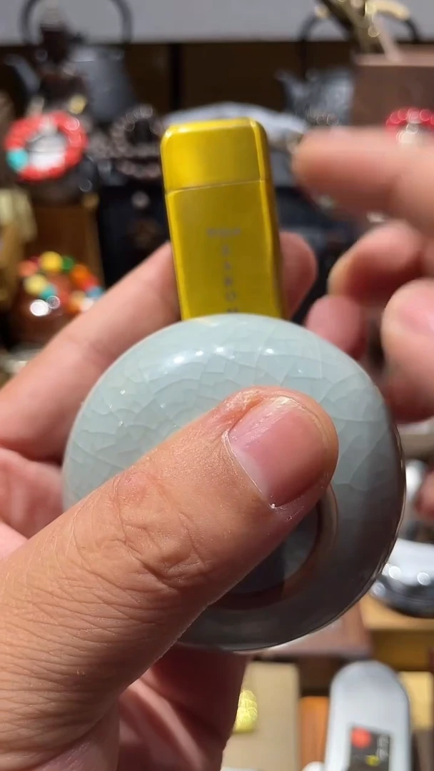 瓷片闪购商品 如图所示