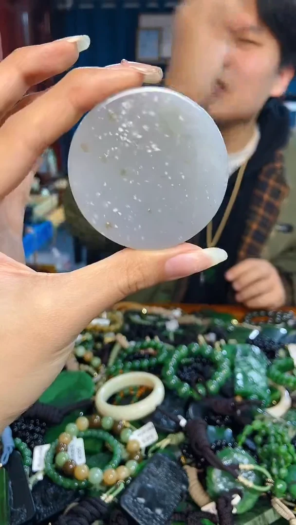 未镶嵌和田玉挂件1