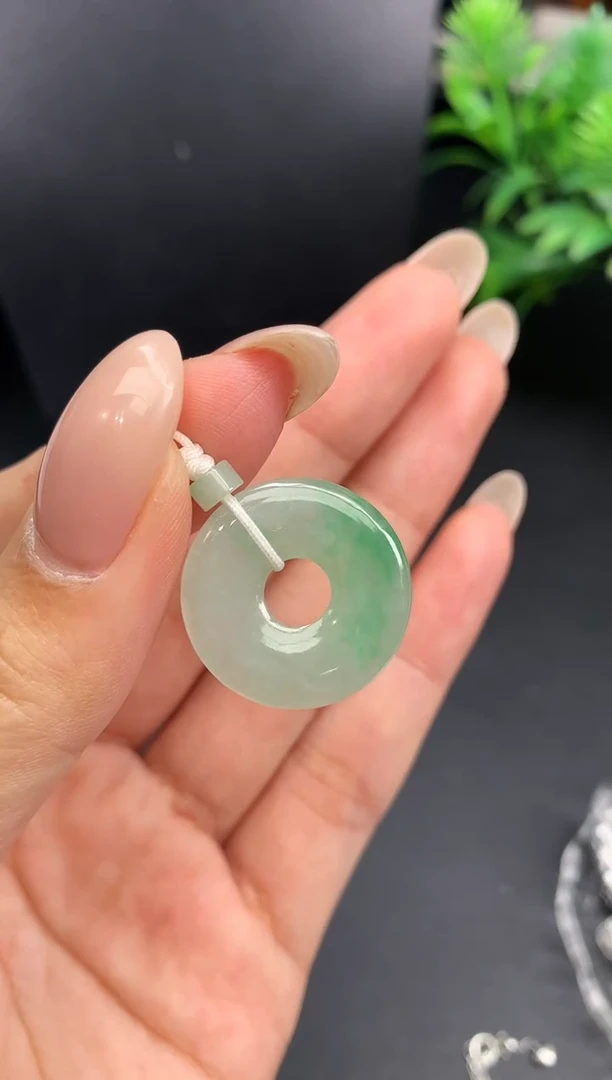 颈饰未镶嵌翡翠甜甜圈