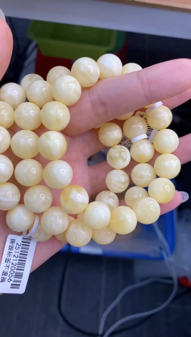 裸石琥珀未镶嵌1/5多样性发其一49