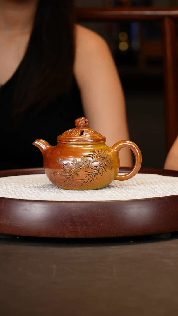 茶壶紫砂【王洪君】芒果泥莲子+杯+柴烧杯360c