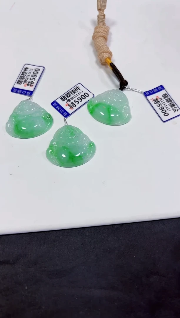 颈饰未镶嵌翡翠多样性发其一佛公