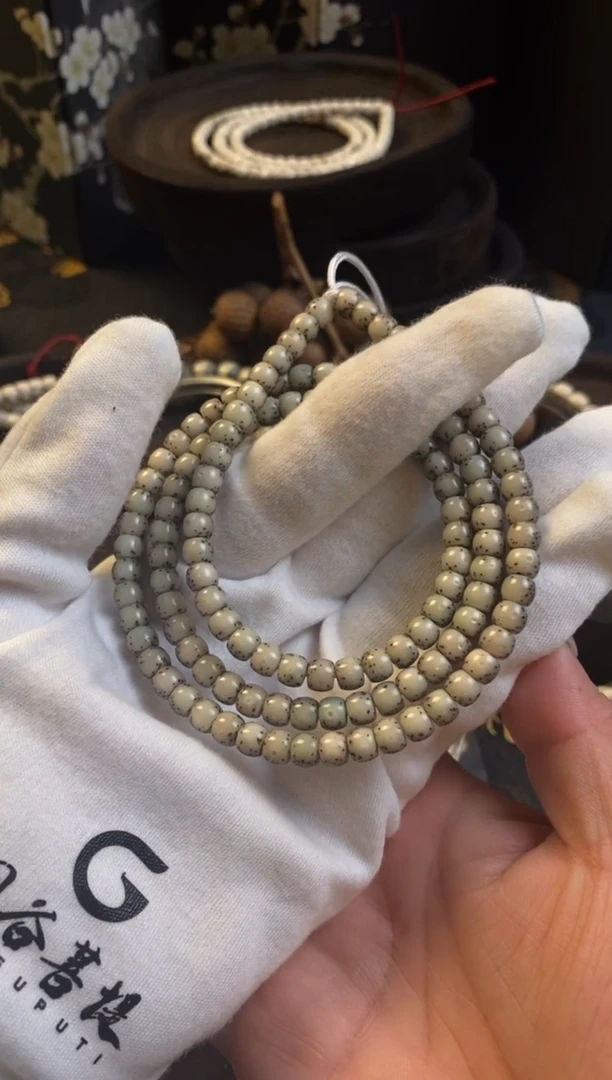 星月菩提手串6×5正月绿冰贯穿大留白