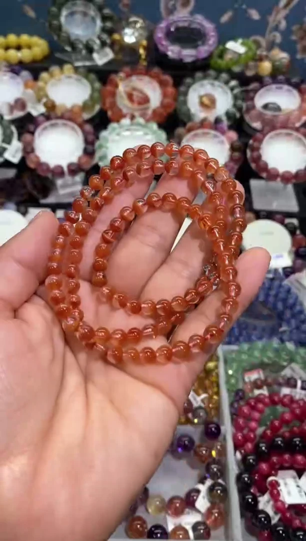 【闪购商品】水晶手串未镶嵌红兔毛多圈5+