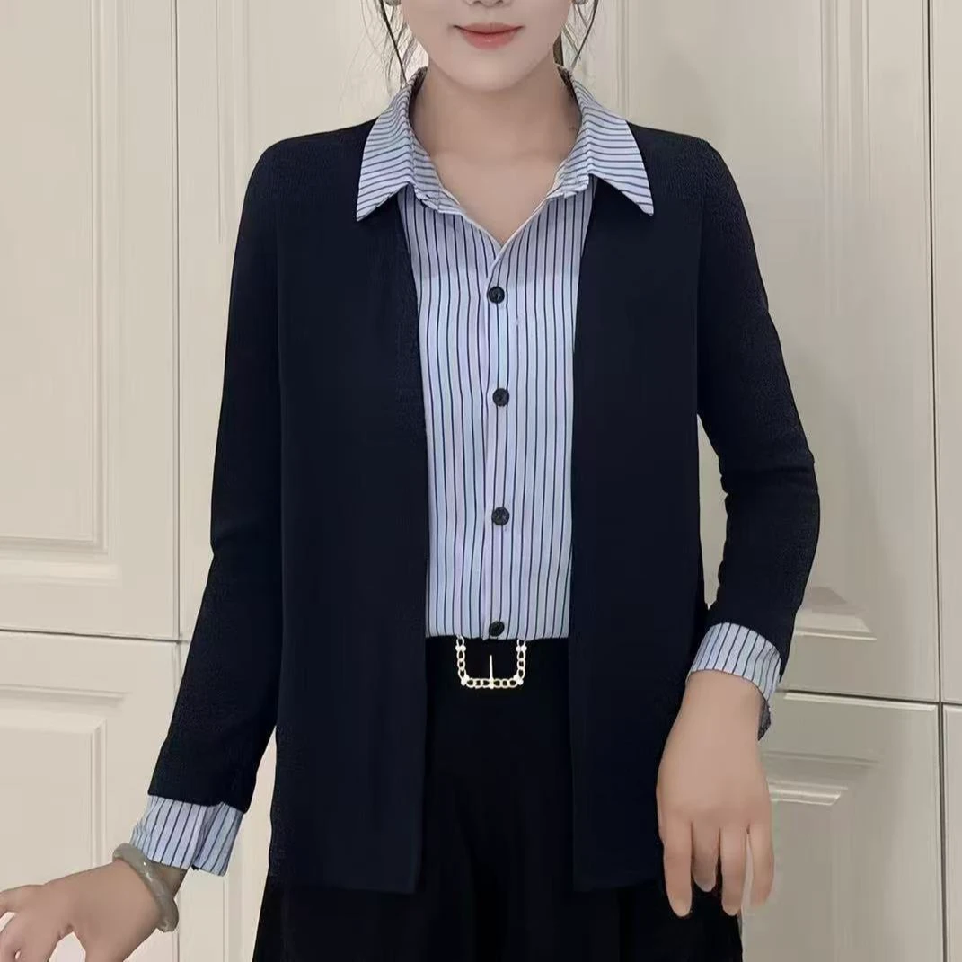 2025秋季新款洋气翻领假两件上衣Z气质女装休闲条纹长袖衬衣25182