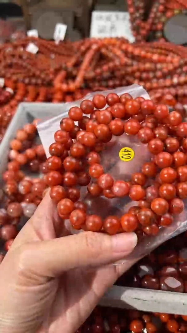 南红玛瑙手串未镶嵌小****?10