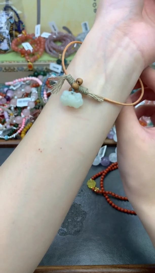 未镶嵌和田玉手饰487