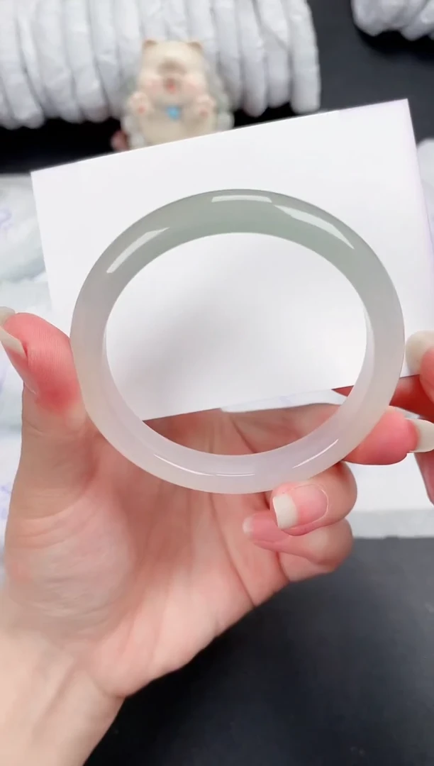 石英质玉手镯未镶嵌131-58.7