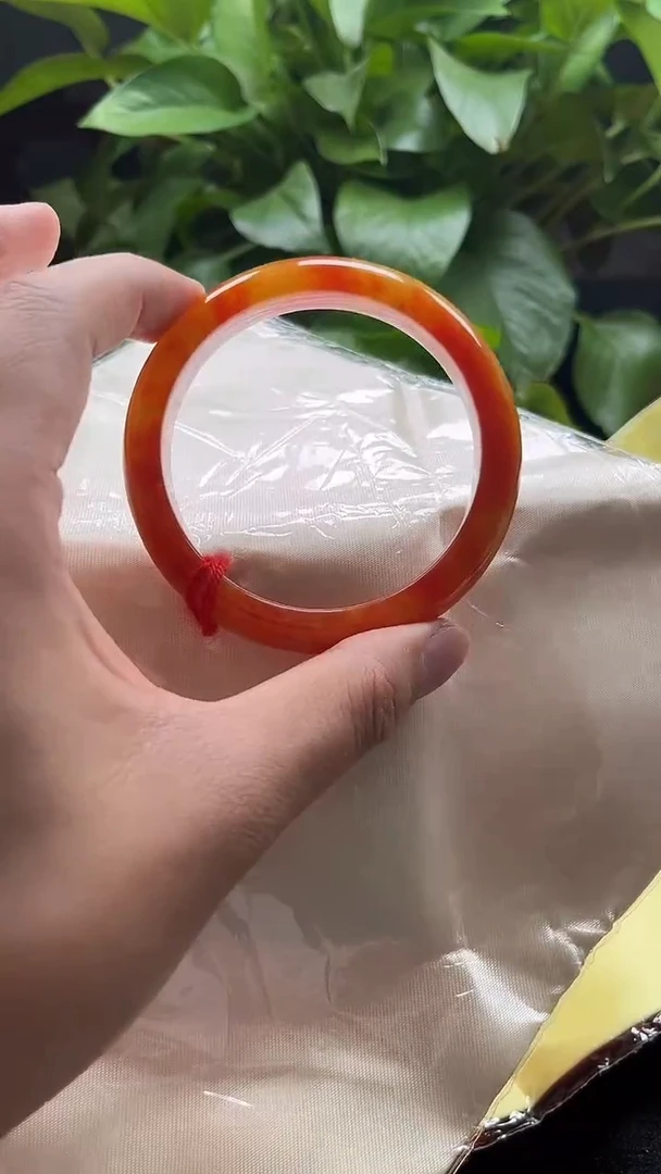 阳**飏缅风时尚精品手镯88