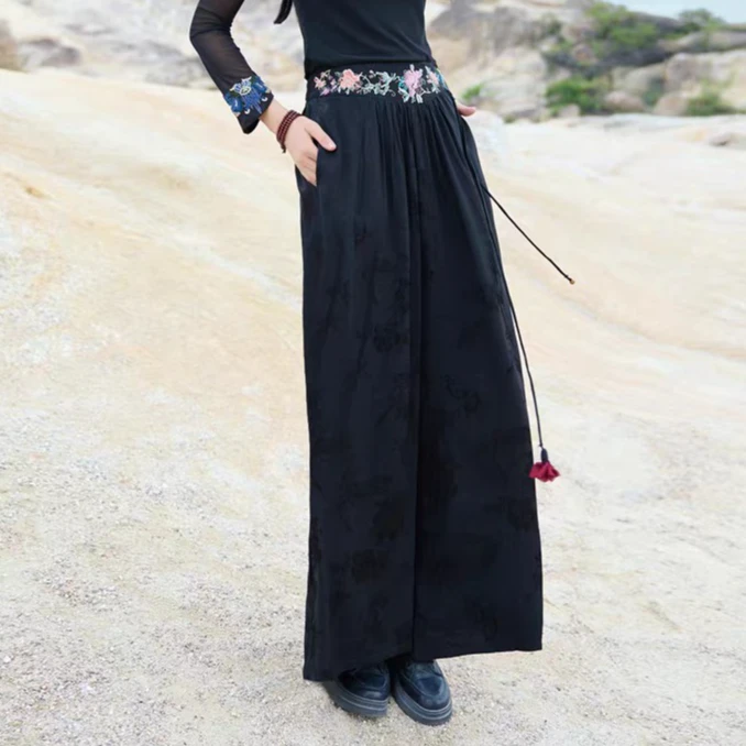 民族风女装复古刺绣提花腰封宽松直筒裤黑色薄款垂感夏季国风裤子