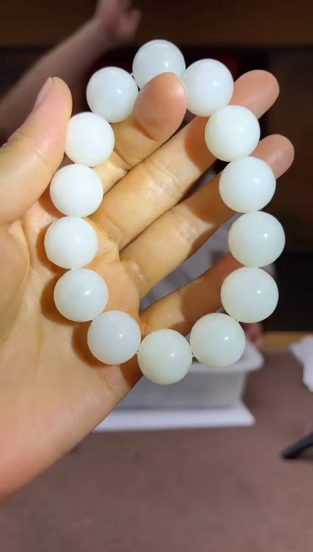 和田玉未镶嵌颈饰q001