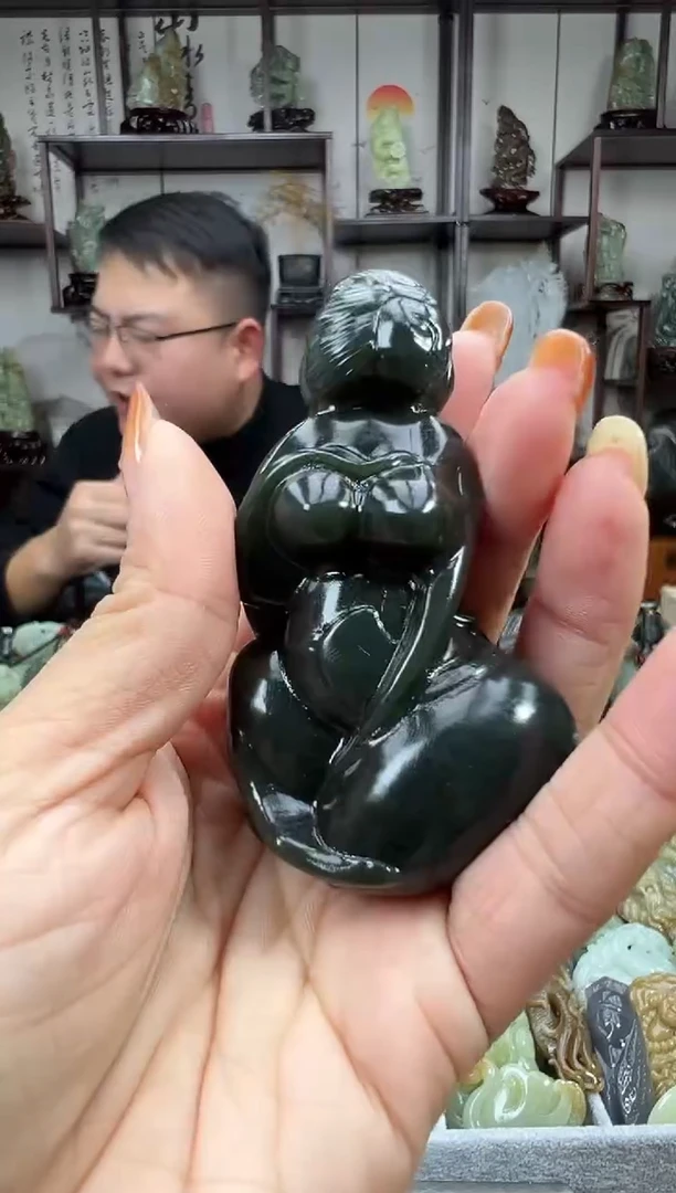 未镶嵌和田玉把件1