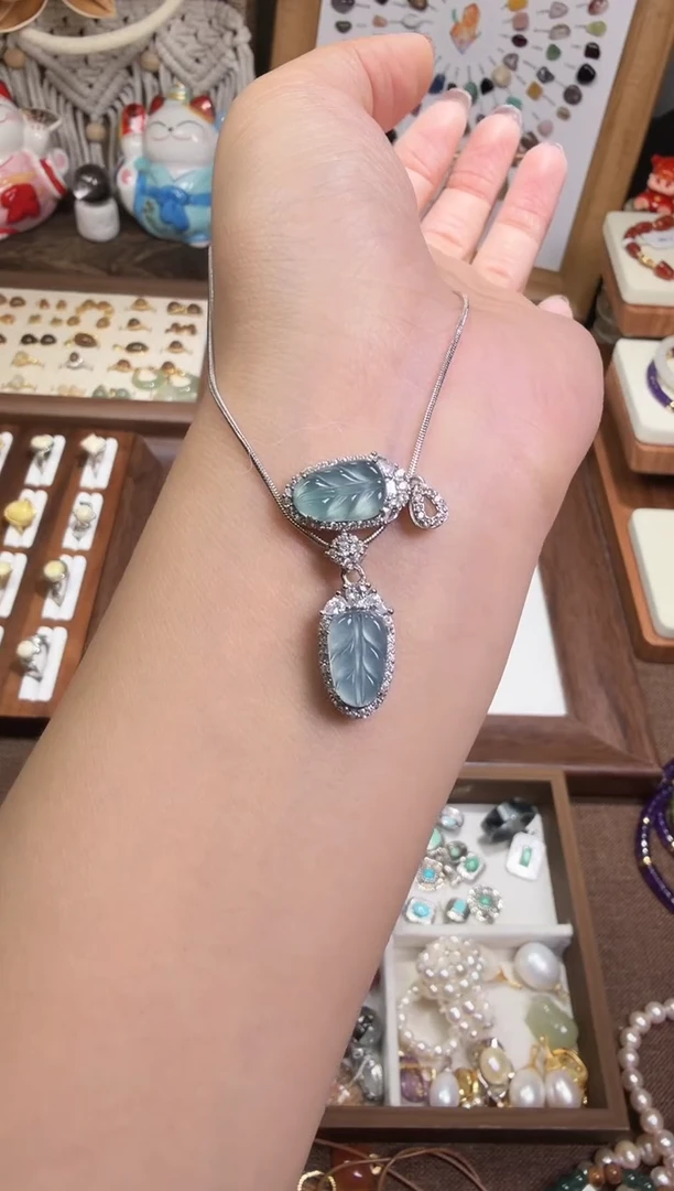 水晶摆件未镶嵌吊坠 多样性发其一