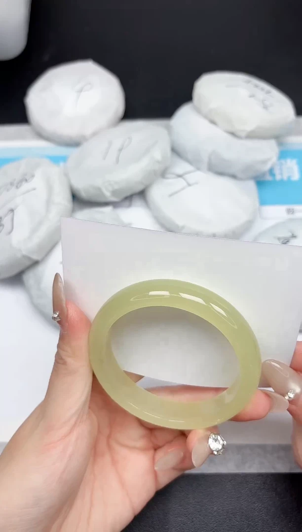 未镶嵌手镯石英质玉103-56