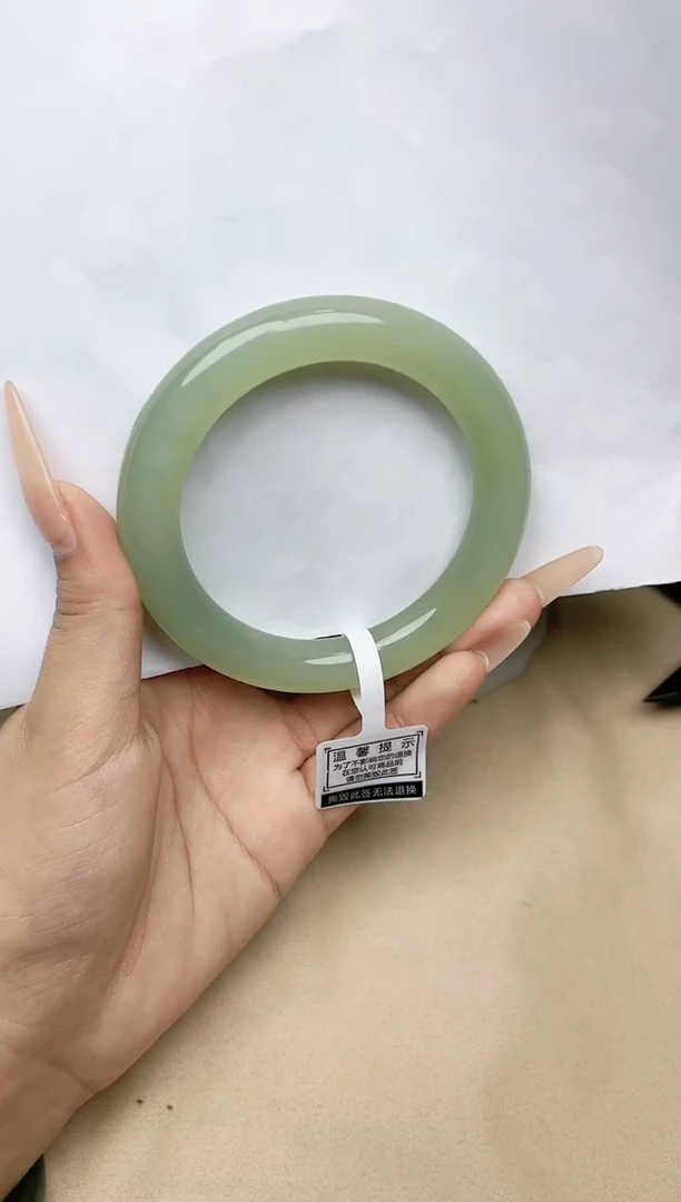 【闪购商品】和田玉手镯未镶嵌59/60圈口 YY