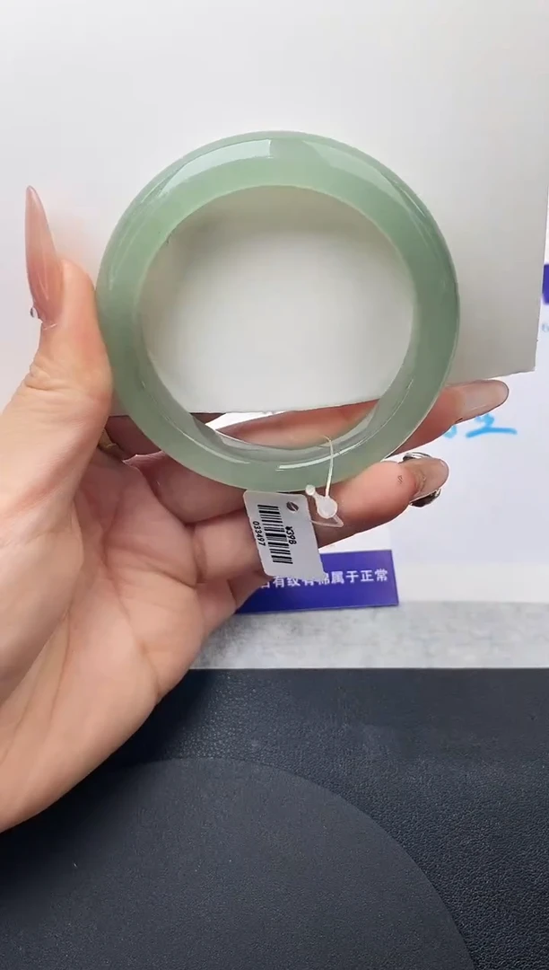 未镶嵌手镯石英质玉w202-DB52+